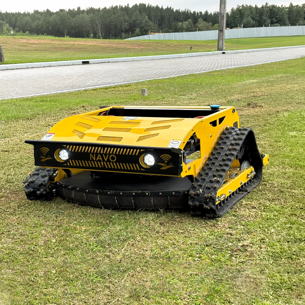 NV15X1000 - Roçador remoto a gasolina